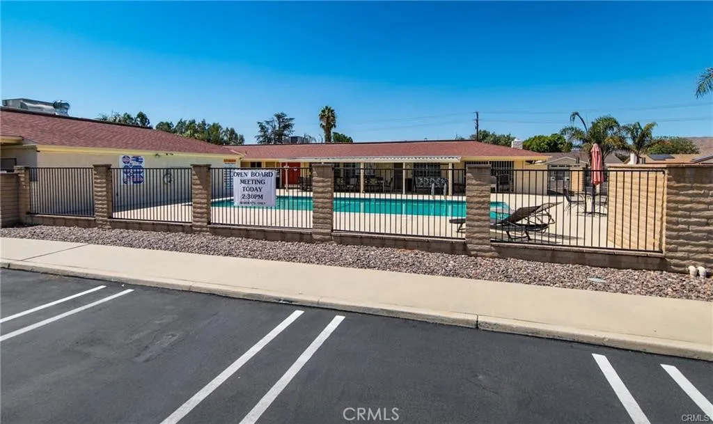 2233 El Rancho Circle