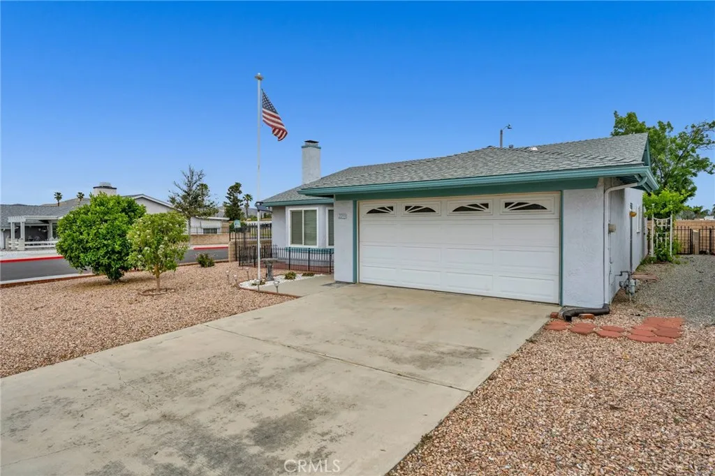 2233 El Rancho Circle