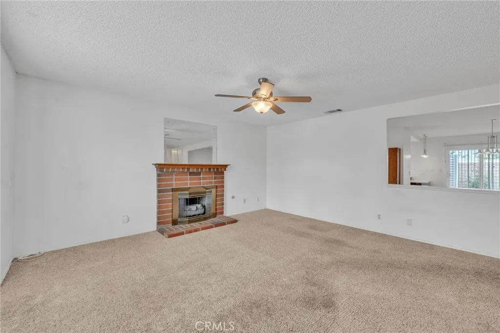 2233 El Rancho Circle
