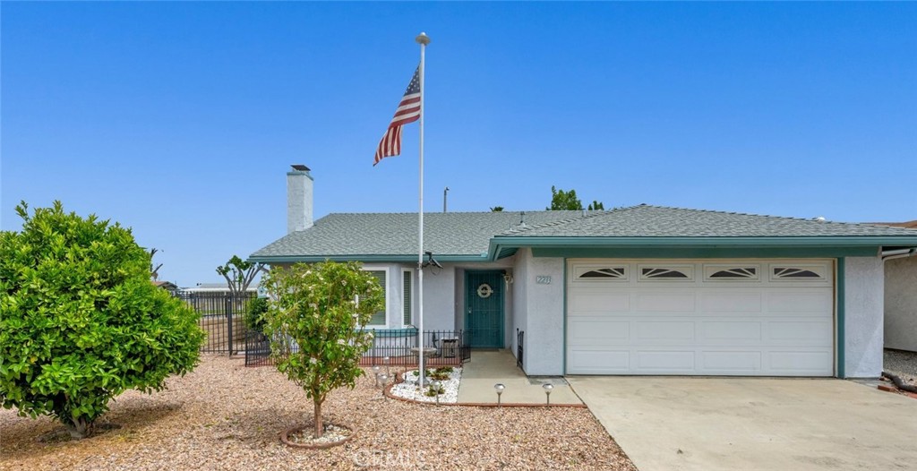 2233 El Rancho Circle