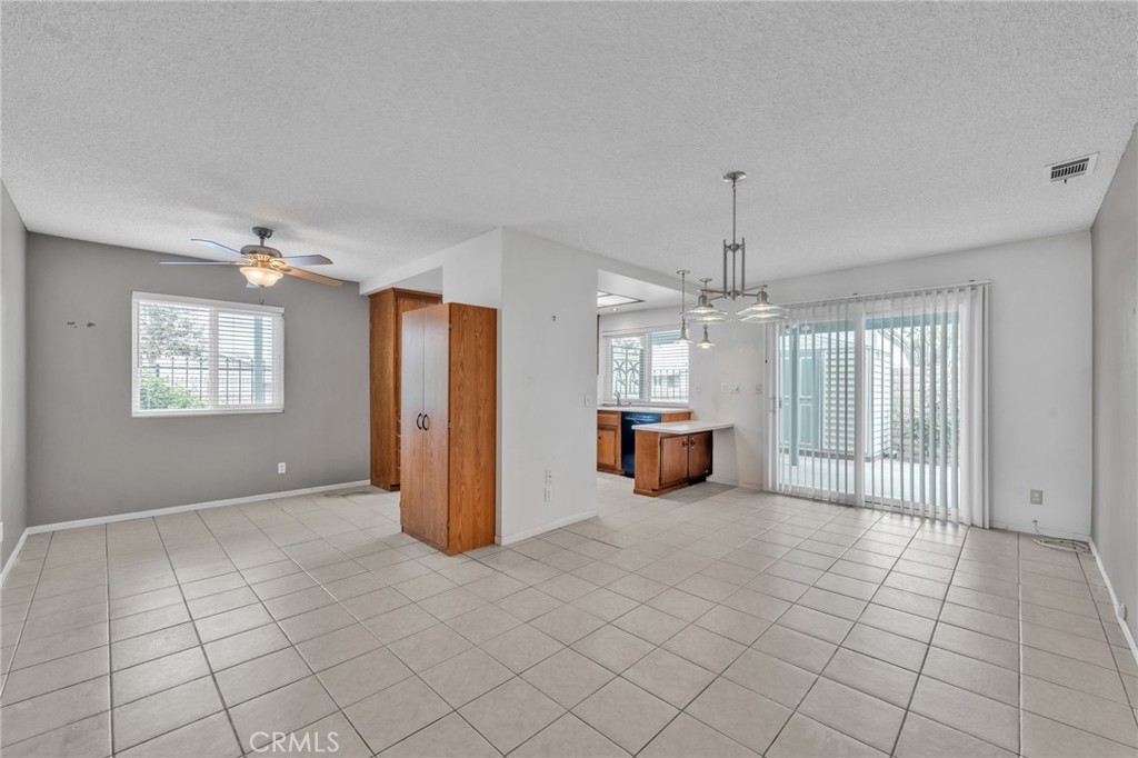 2233 El Rancho Circle