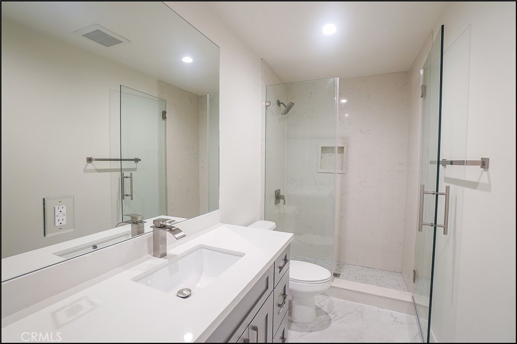 12372 Circula Panorama