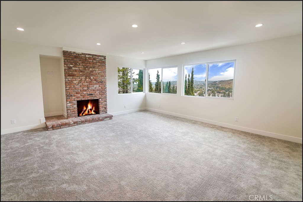 12372 Circula Panorama