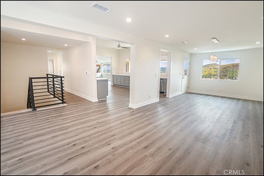 12372 Circula Panorama