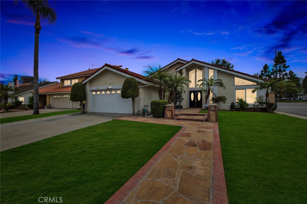 11164 McCabe River Avenue