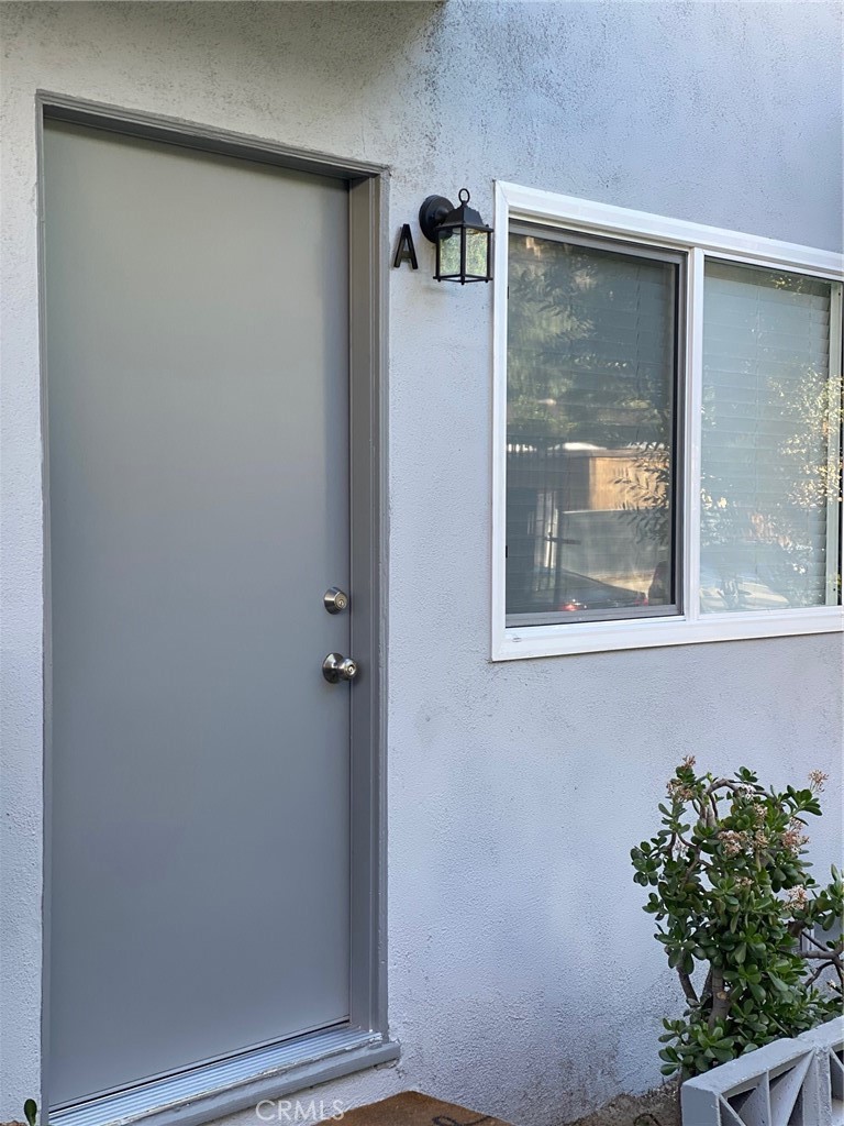 21317 Costanso Street