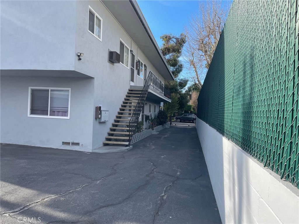 21317 Costanso Street