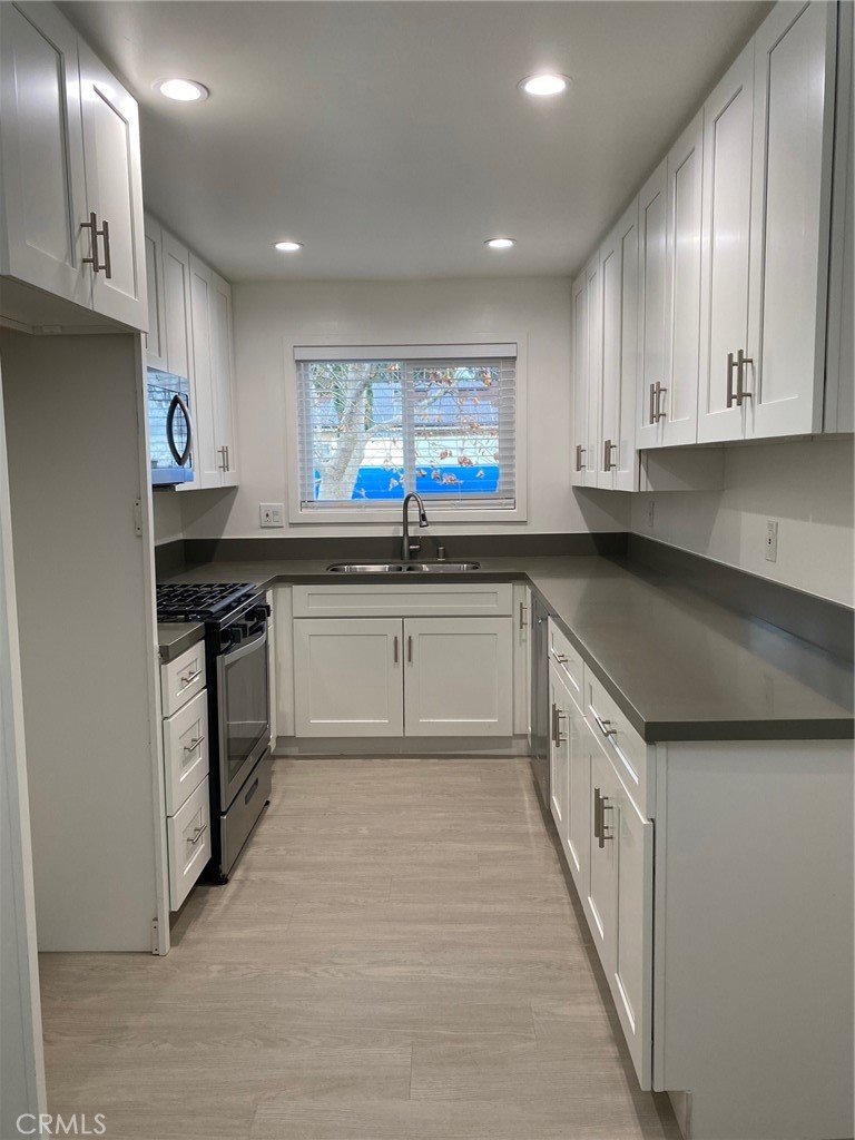 21317 Costanso Street