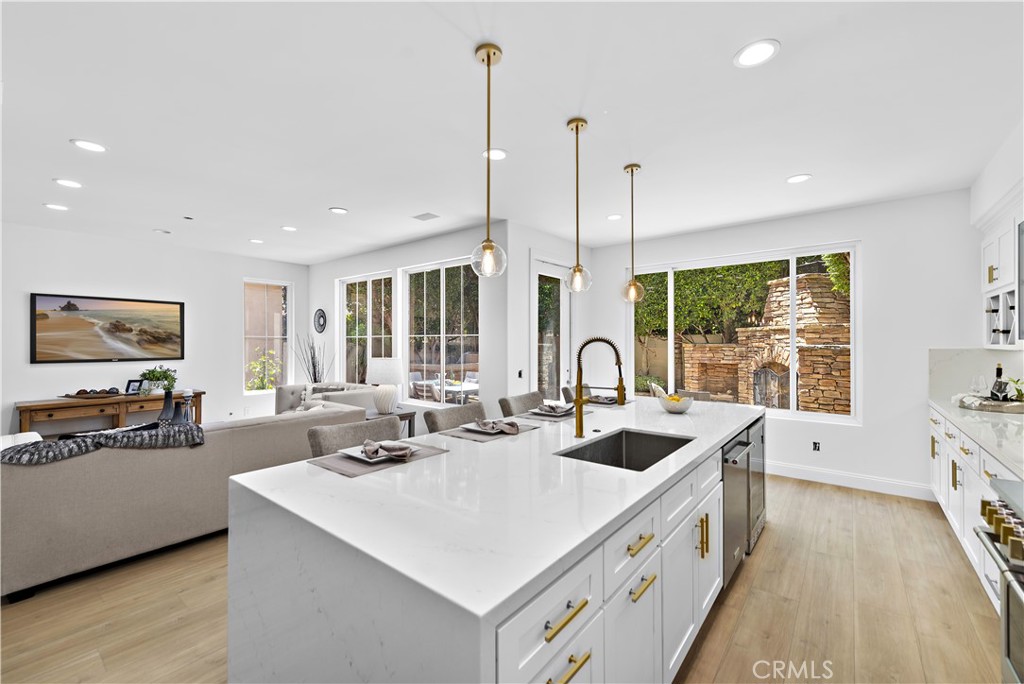 1421 Sea Ridge