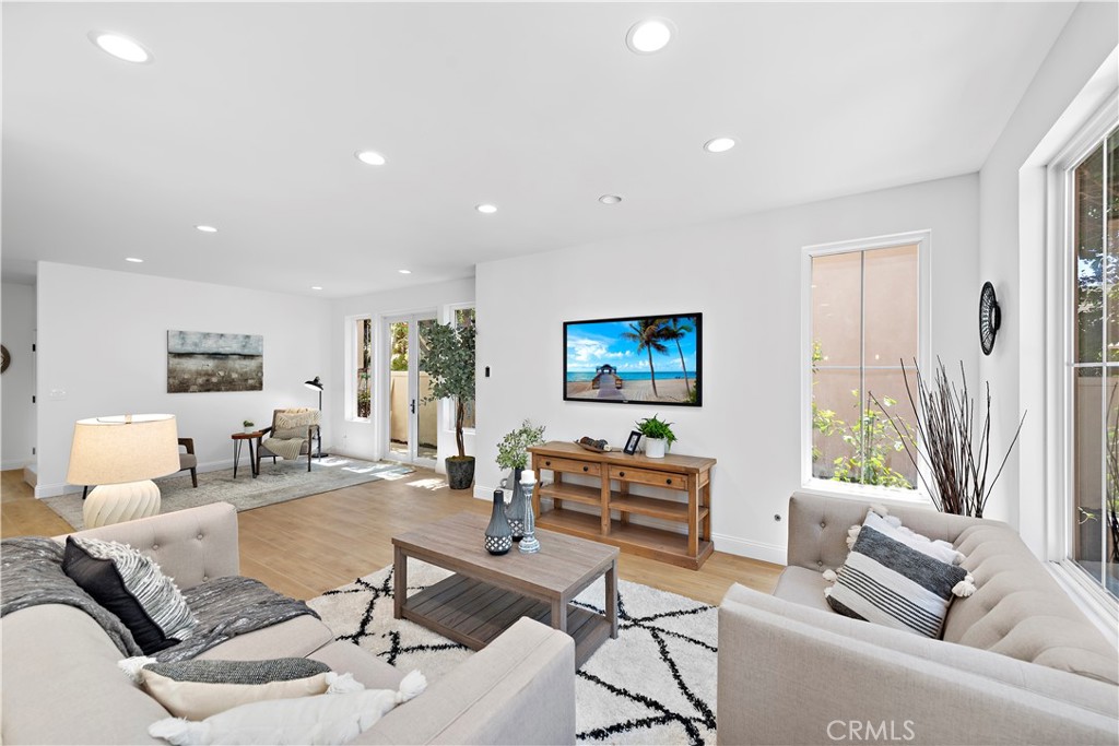 1421 Sea Ridge