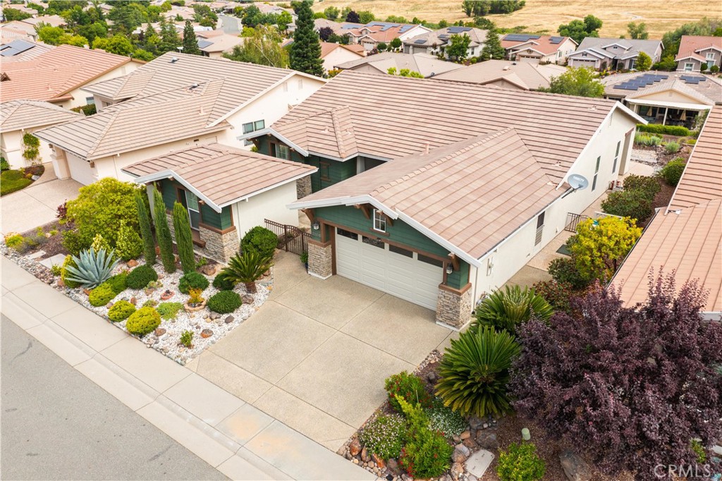 2456 Kingfisher Lane