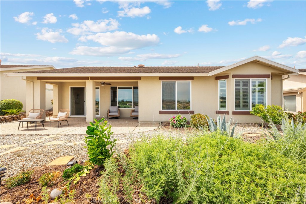 2456 Kingfisher Lane