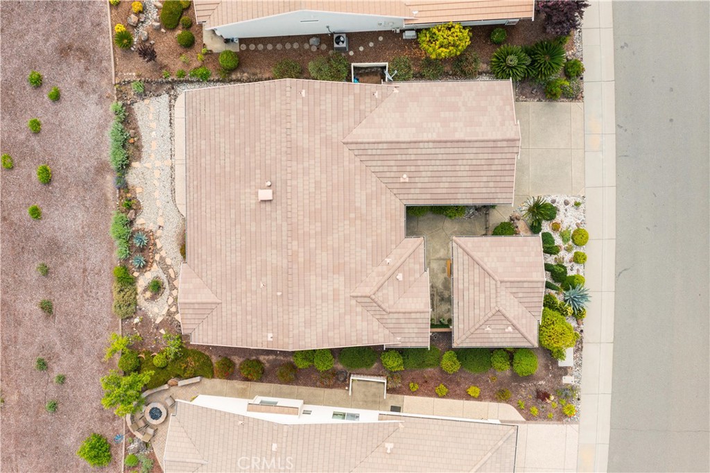 2456 Kingfisher Lane