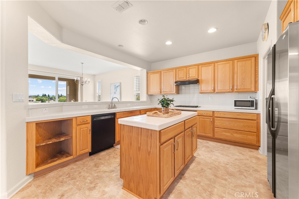 2456 Kingfisher Lane