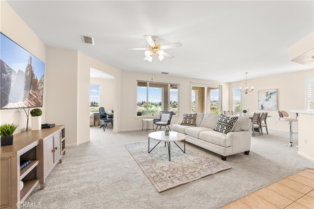 2456 Kingfisher Lane