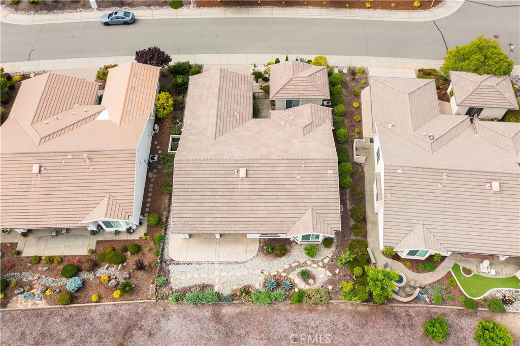 2456 Kingfisher Lane