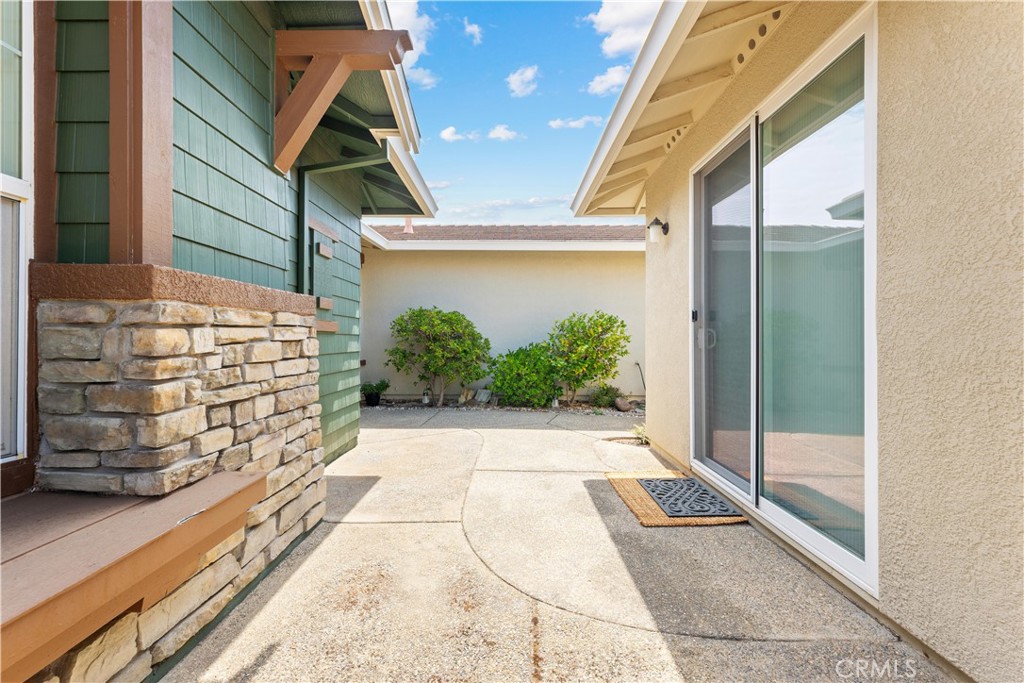 2456 Kingfisher Lane