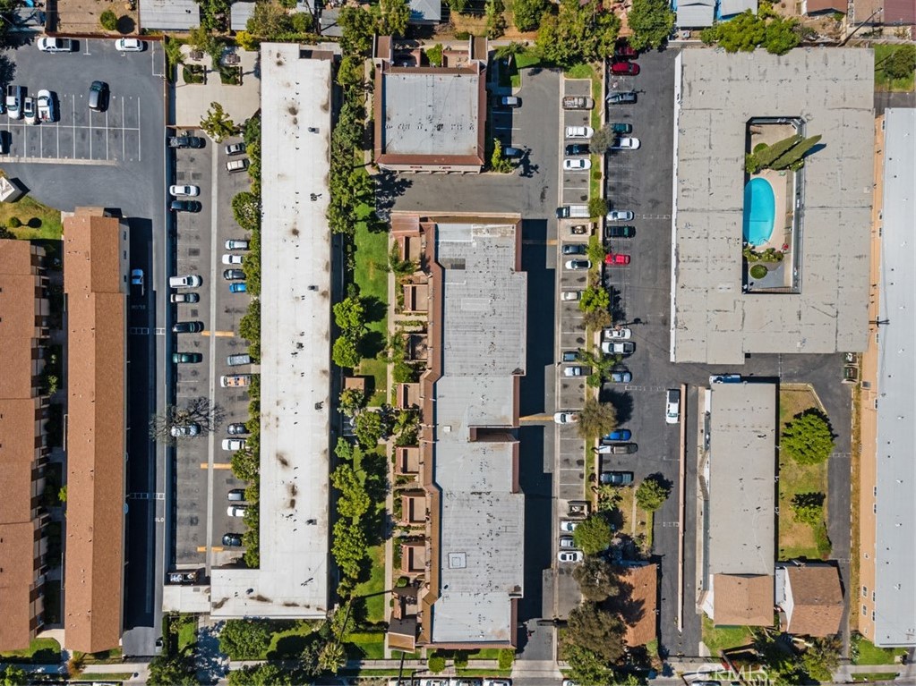 1017 W Bishop Street 203