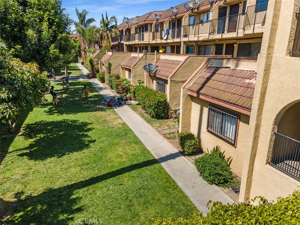 1017 W Bishop Street 203