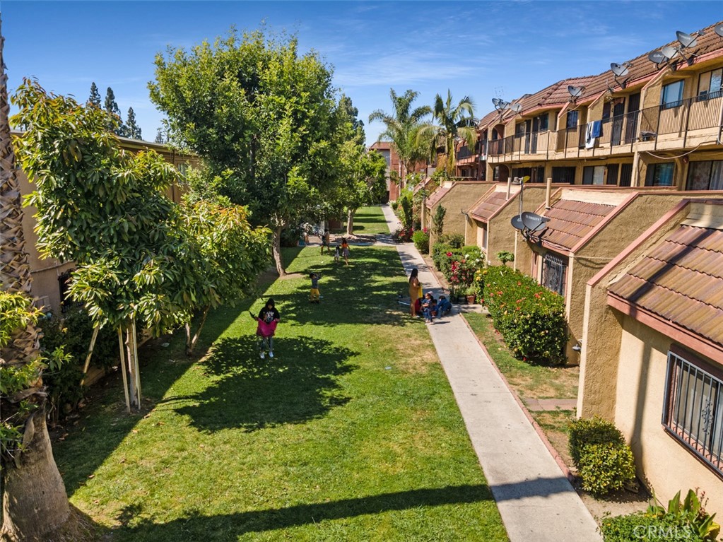 1017 W Bishop Street 203