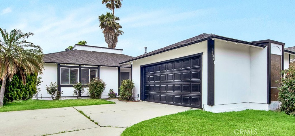 10844 La Fonda Circle