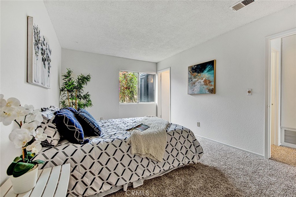 10844 La Fonda Circle