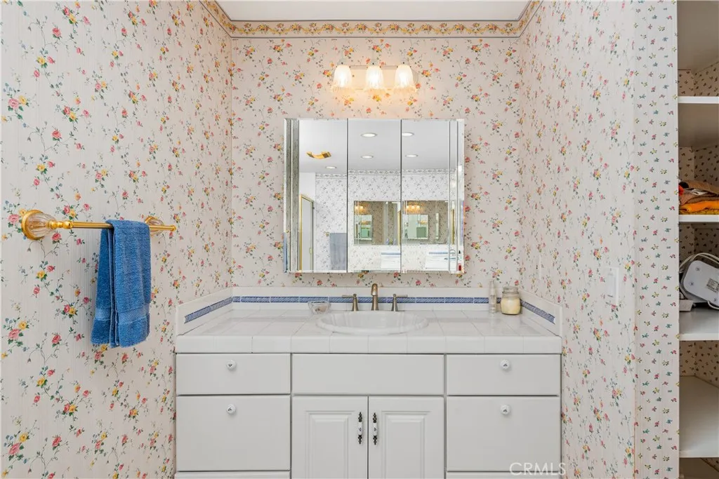 26821 Saddleback Drive