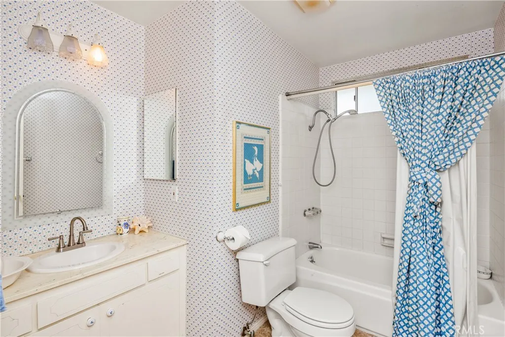 26821 Saddleback Drive