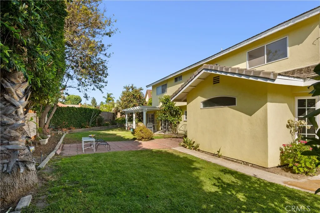 26821 Saddleback Drive