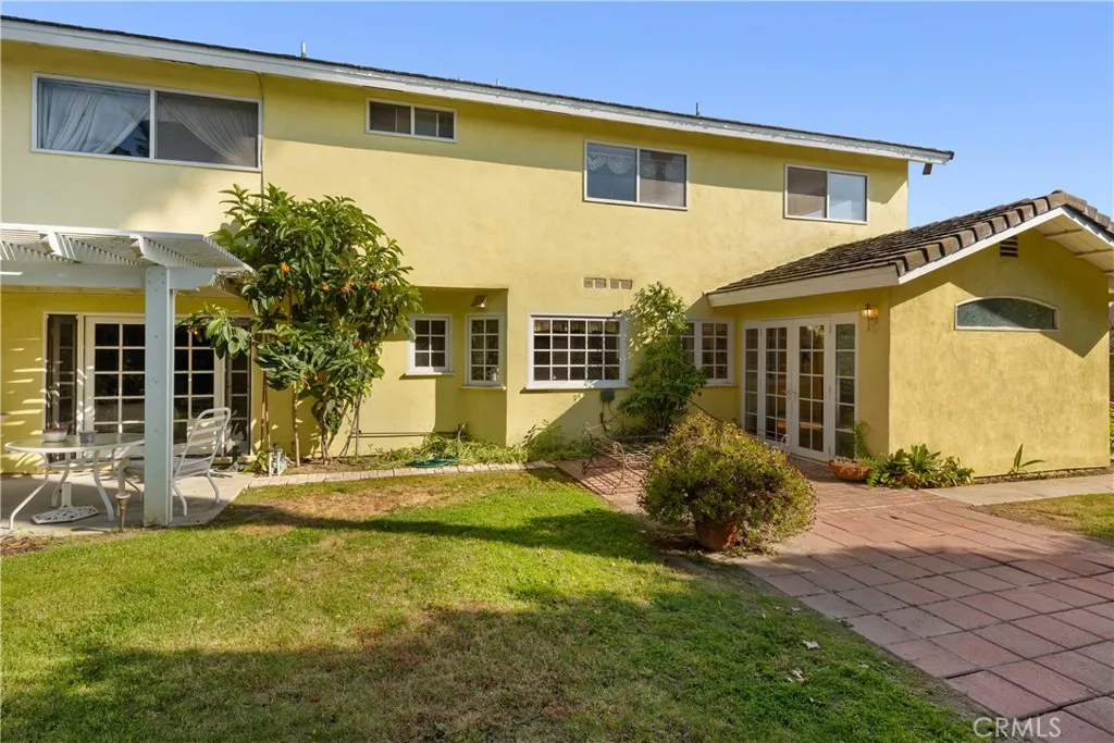 26821 Saddleback Drive