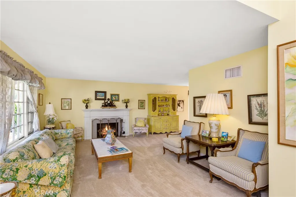 26821 Saddleback Drive