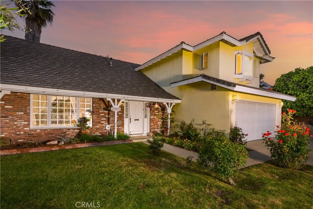 26821 Saddleback Drive