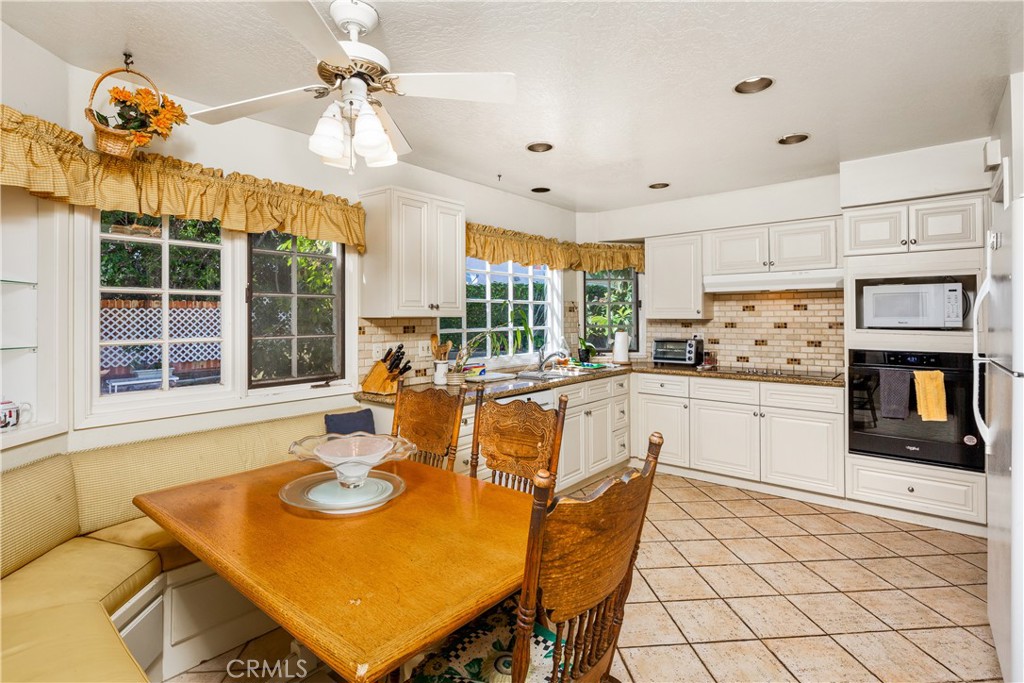 26821 Saddleback Drive