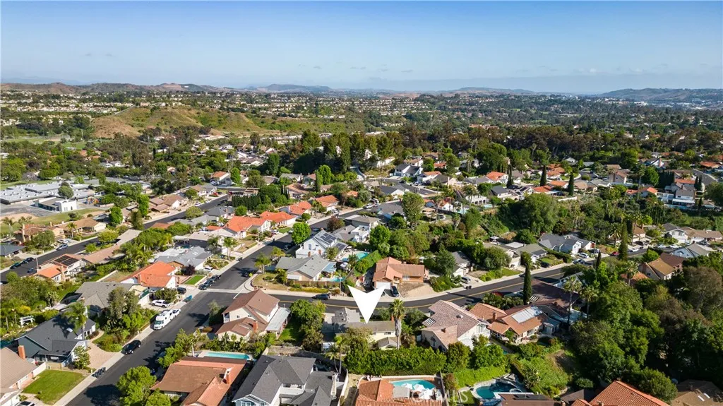 26821 Saddleback Drive