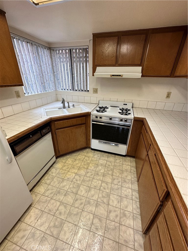28282 Sorrento 150