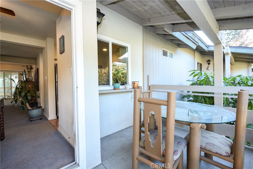 23732 Hillhurst Drive 38