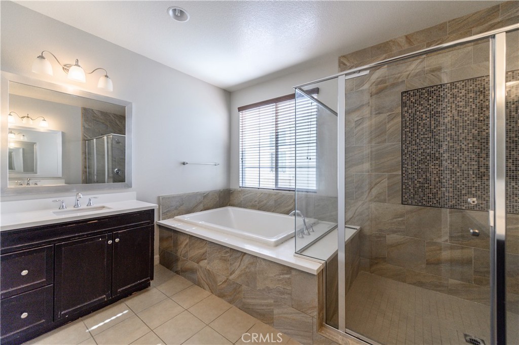 9792 La Vine Court