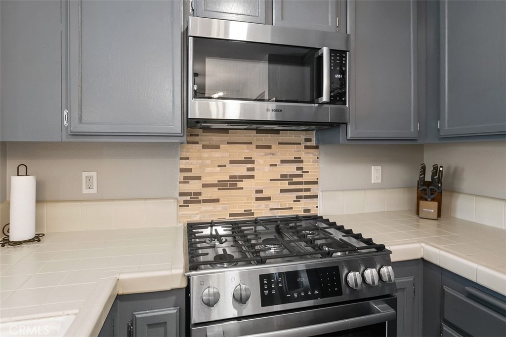 18262 Parkview Lane 202