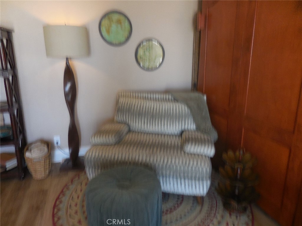 711 Pacific Coast Highway S 120