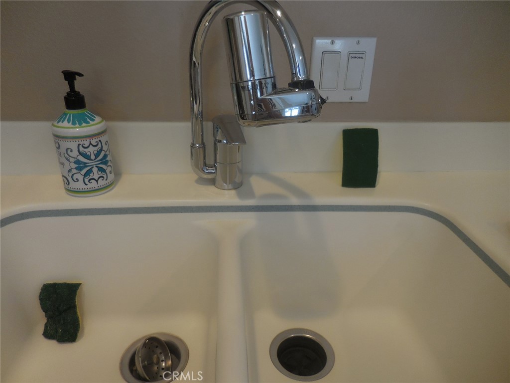 711 Pacific Coast Highway S 120