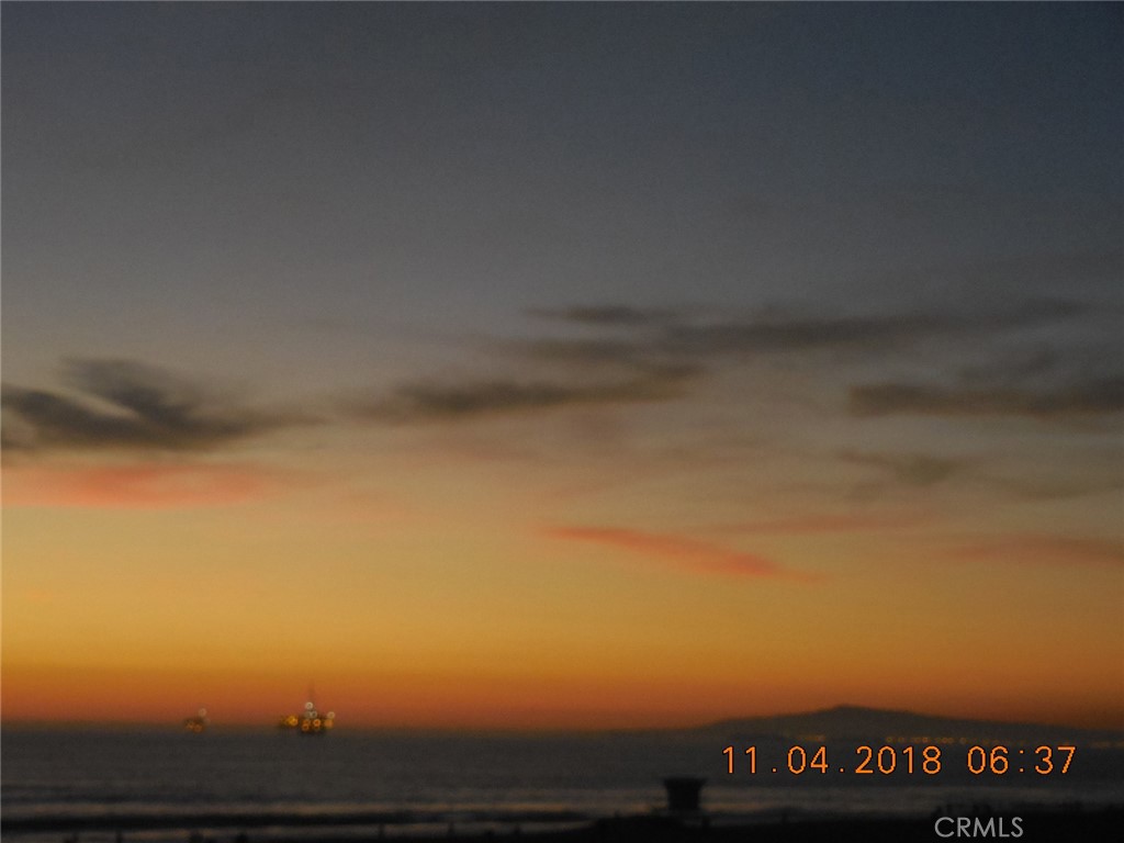 711 Pacific Coast Highway S 120