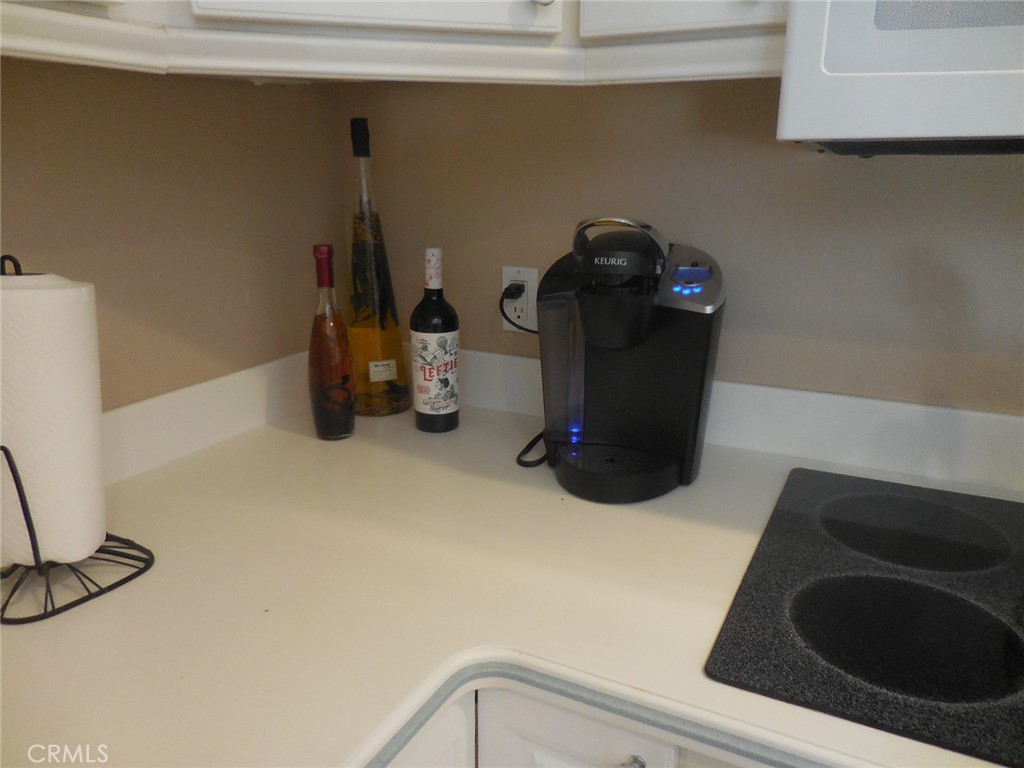 711 Pacific Coast Highway S 120