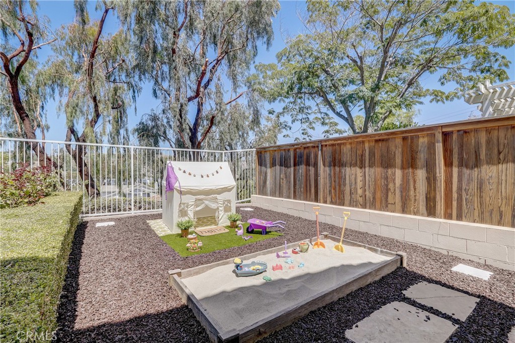 28951 Via Hacienda
