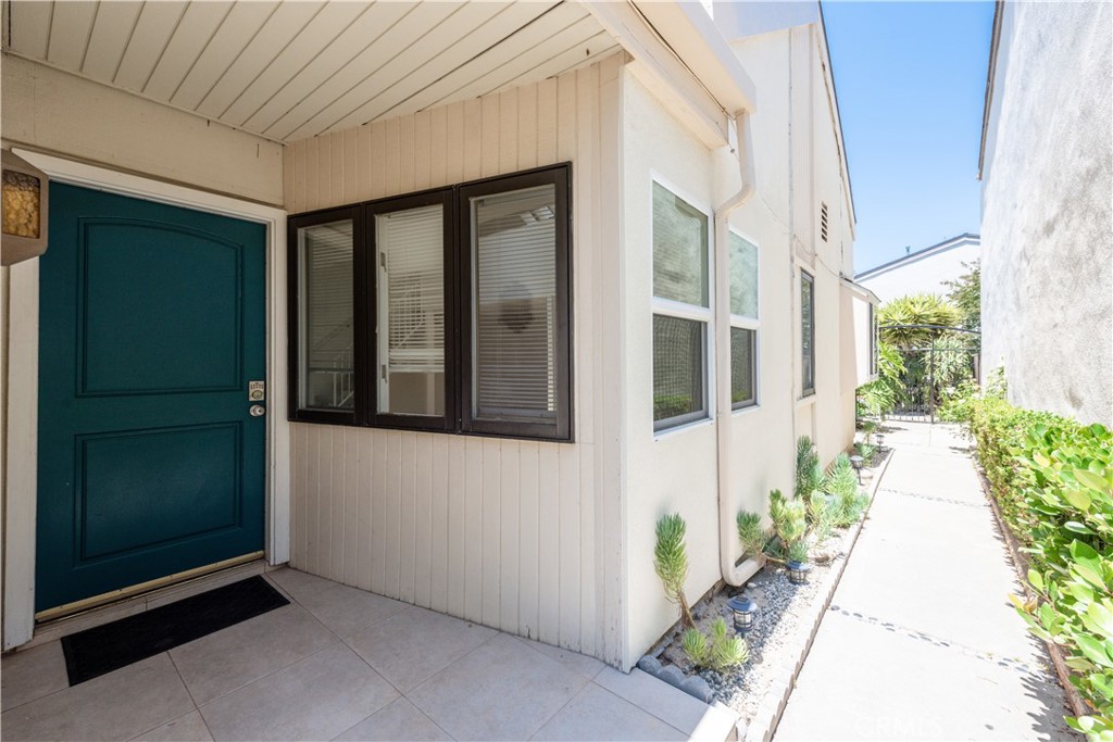 112 Sequoia Tree Lane