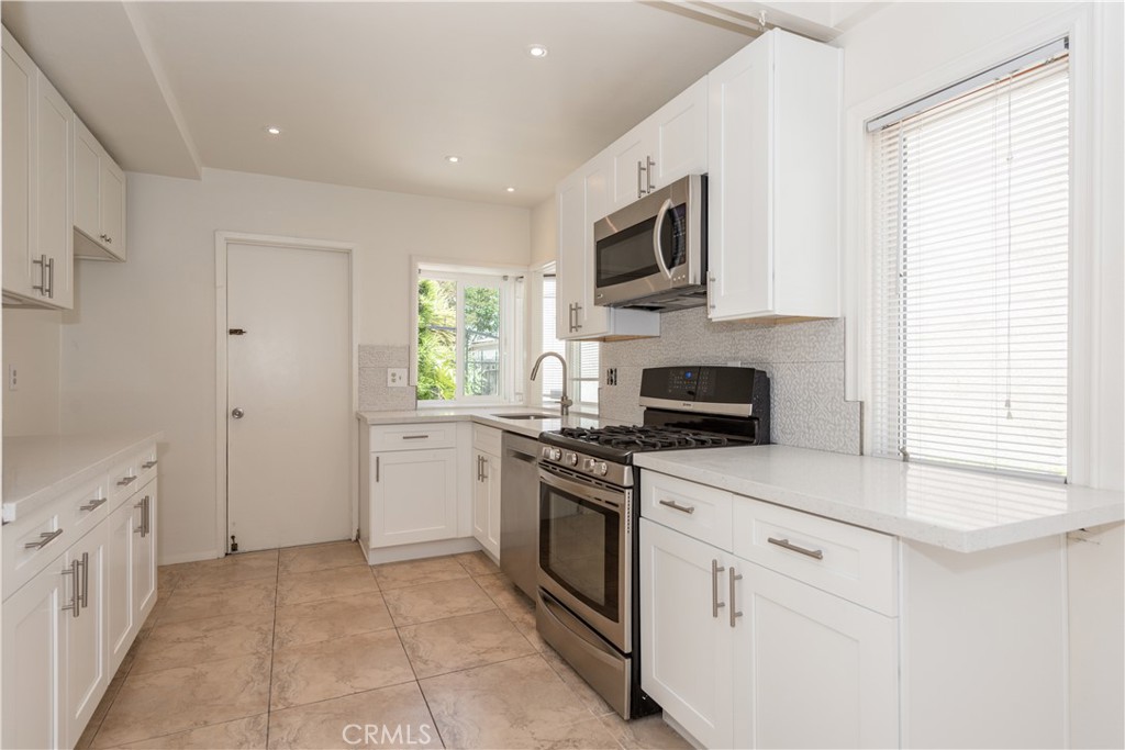 112 Sequoia Tree Lane