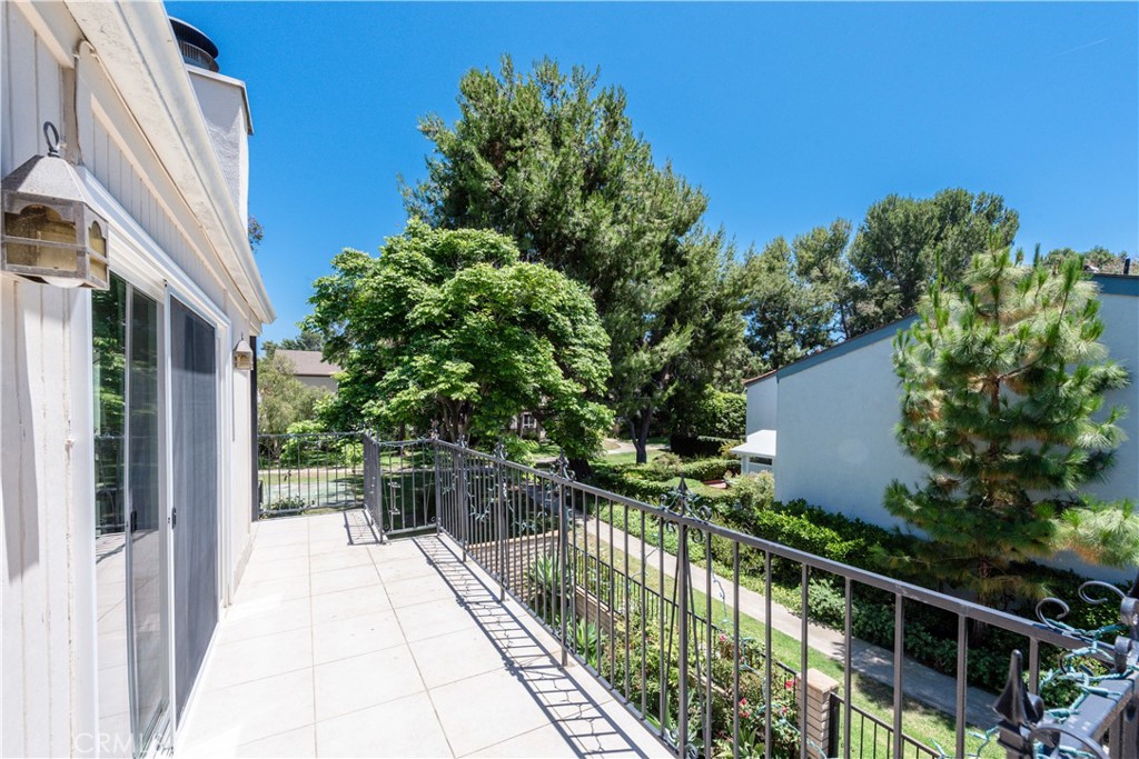 112 Sequoia Tree Lane