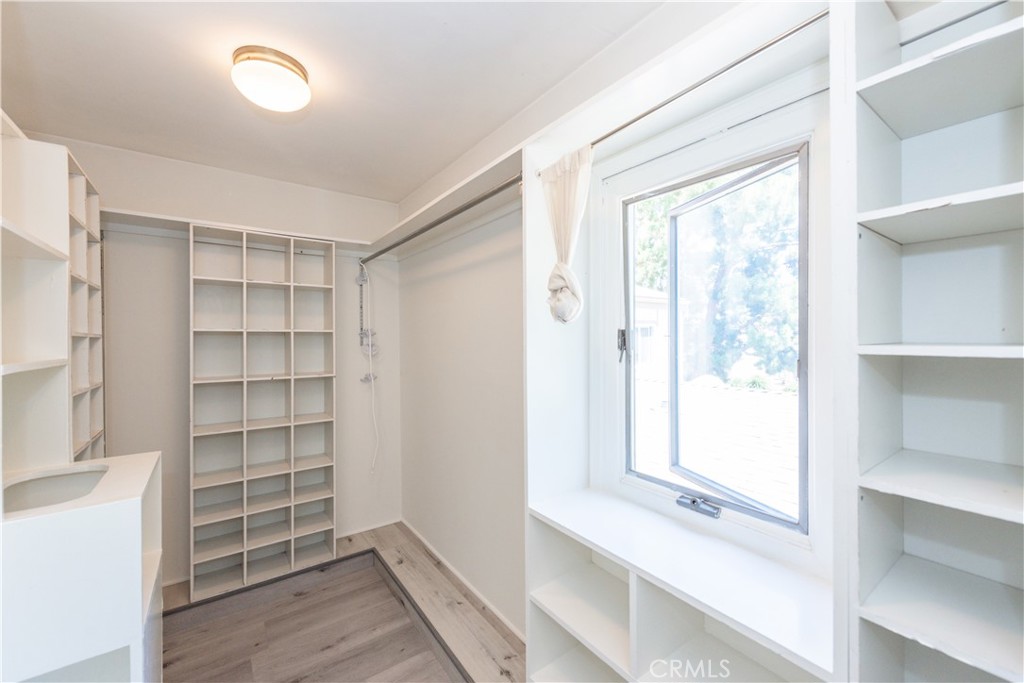 112 Sequoia Tree Lane