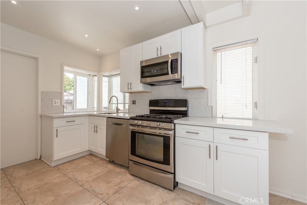 112 Sequoia Tree Lane