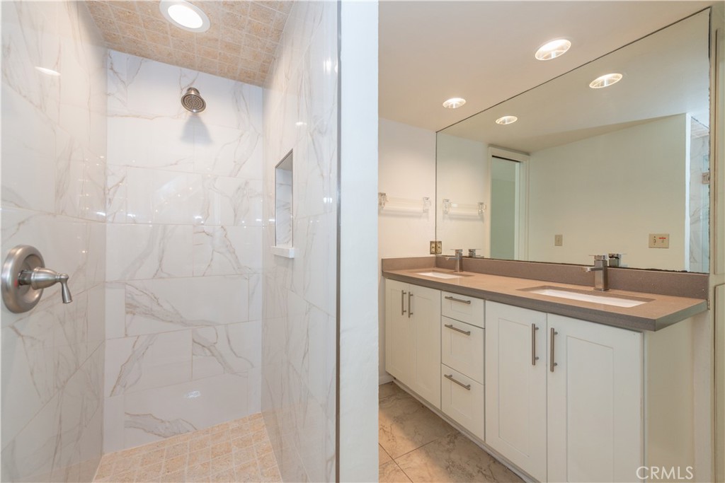 112 Sequoia Tree Lane