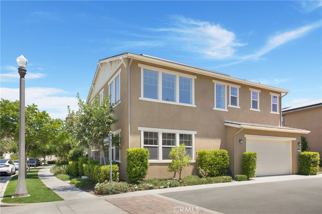 26 Lomada Street